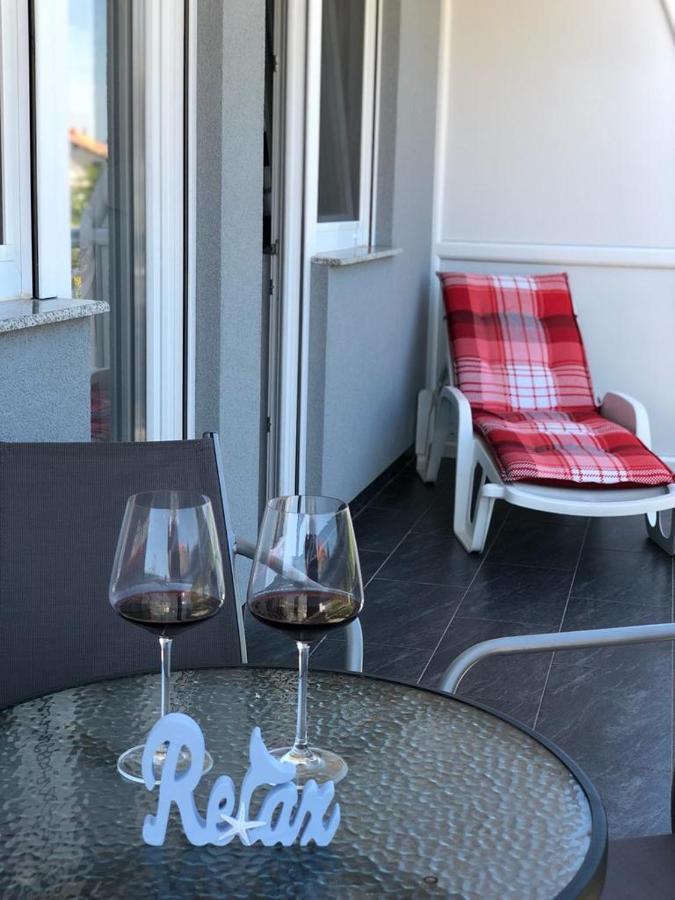 Apartmani Bolero - Obiteljski Odmor Водице Экстерьер фото
